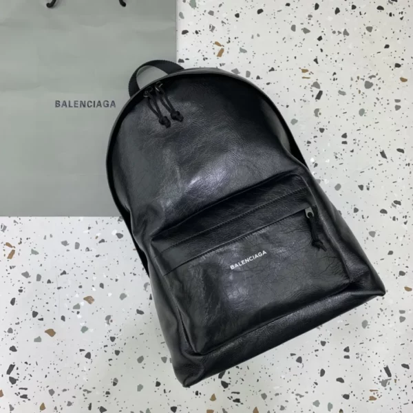 designer replica Balenciaga bag