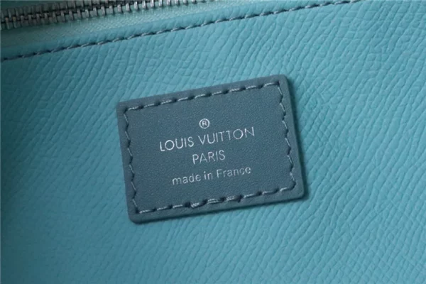 replica Louis Vuitton DOPP KIT Wash Bag