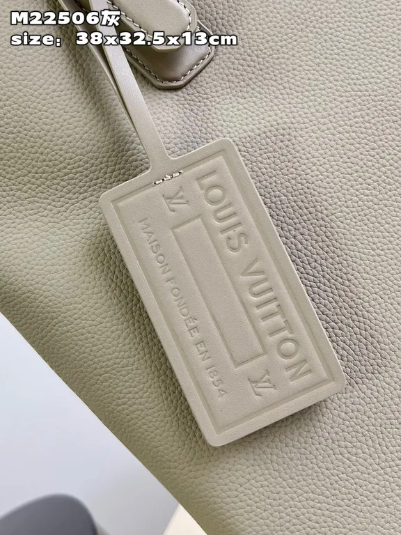designer replica Louis Vuitton bag