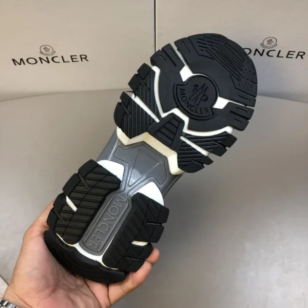 Moncler shoes - Replica shoes