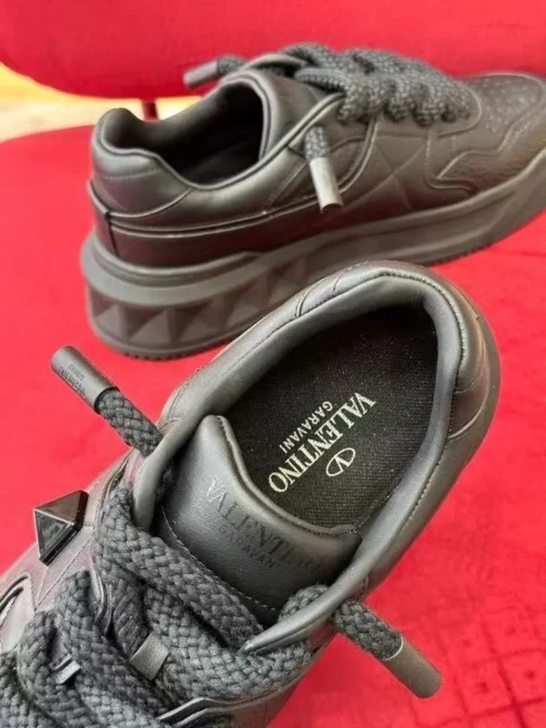 Valentino shoes - Reps shoes