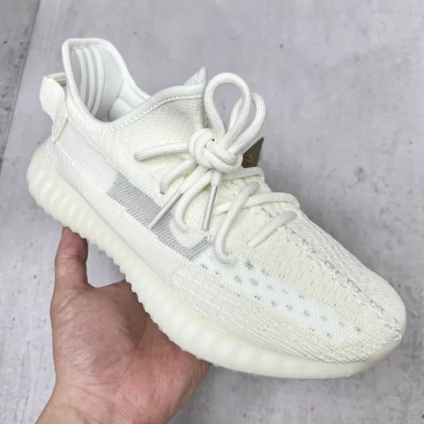 Yeezy shoes - Replica shoes