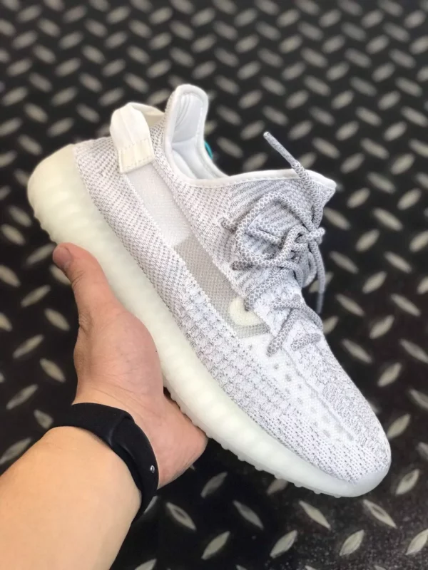 Yeezy shoes - Replica shoes