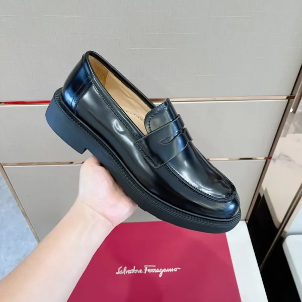 Ferragamo shoes - Replica shoes