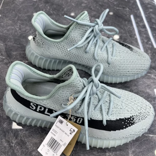 Yeezy shoes - rep shoes