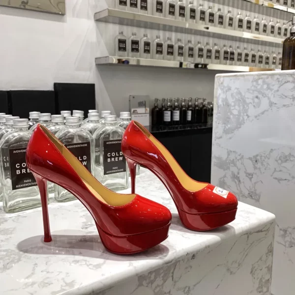 Christian Louboutin shoes - Replica shoes