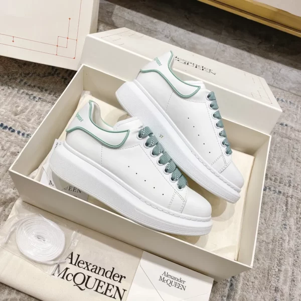 Alexander MCQueen shoes - Reps shoes