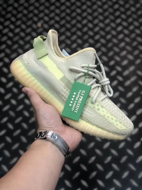 Yeezy shoes - Replica shoes