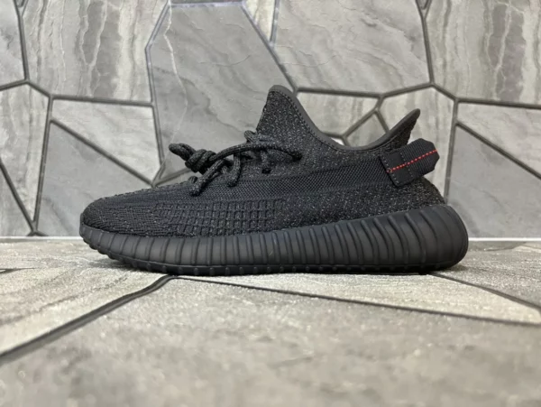 Yeezy shoes - Replica shoes