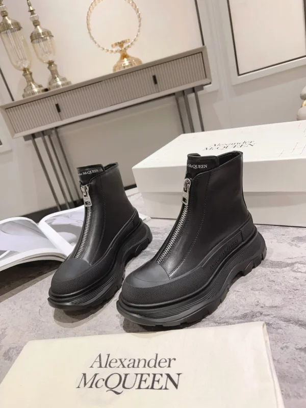 Alexander MCQueen shoes - Replica shoes