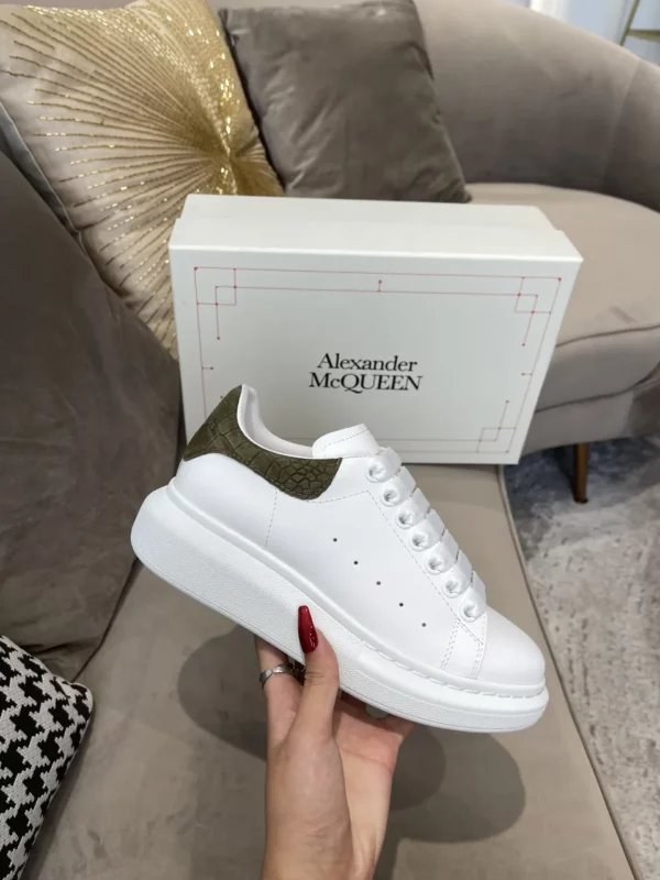 Alexander MCQueen shoes - rep shoes