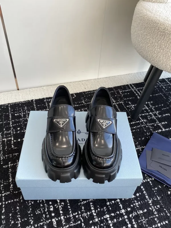 Prada shoes - Replica shoes