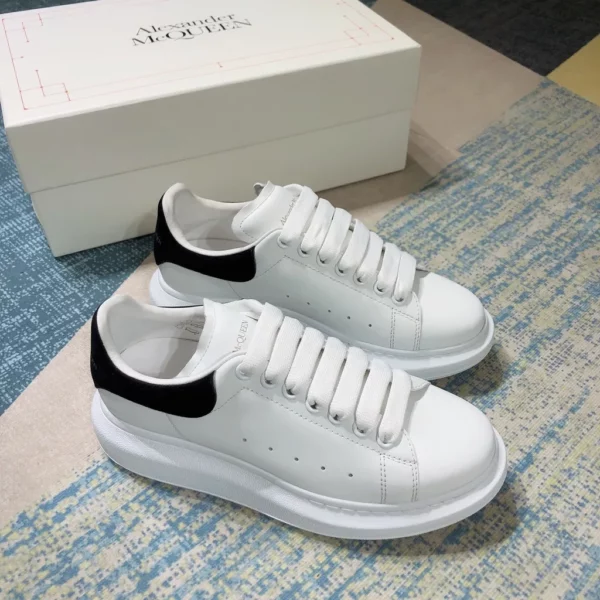 Alexander MCQueen shoes - rep shoes