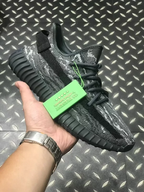 Yeezy shoes - rep shoes