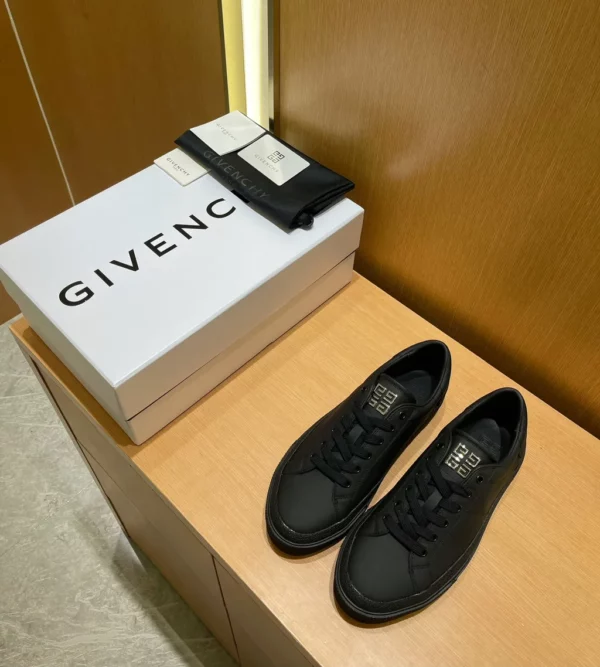 Givenchy shoes - Reps shoes