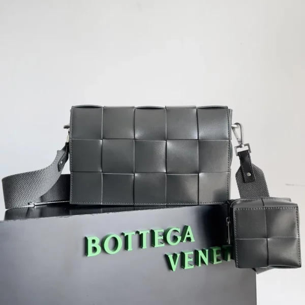 Bottega Veneta bag - replica bags