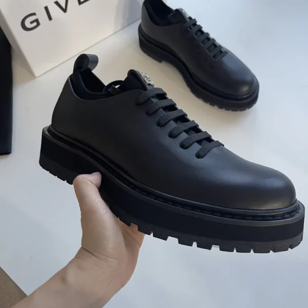 Givenchy shoes - Replica shoes