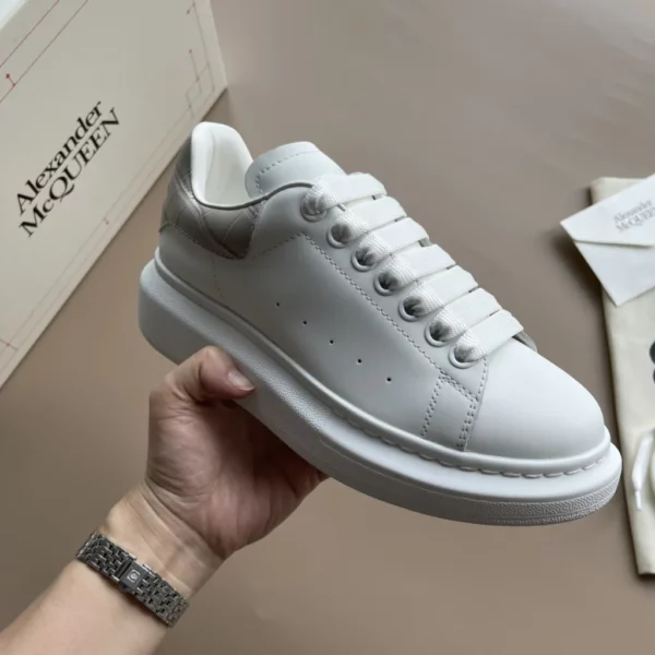 Alexander MCQueen shoes - Reps shoes