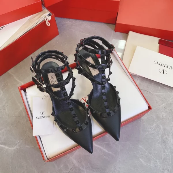 Valentino shoes - rep shoes