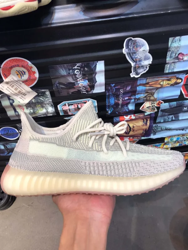 Yeezy shoes - Reps shoes