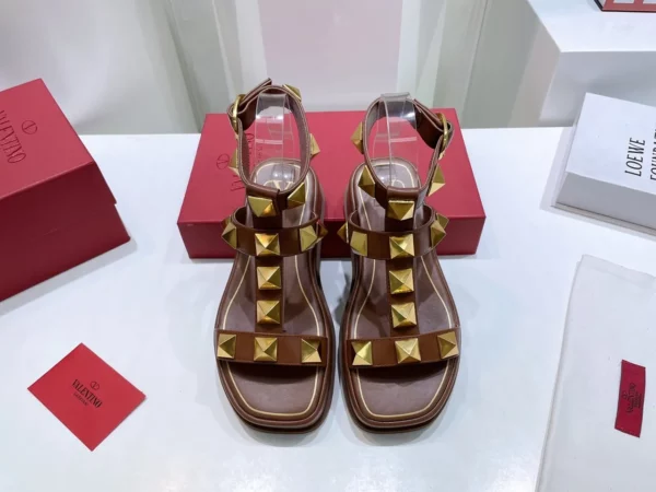 Valentino shoes - Reps shoes