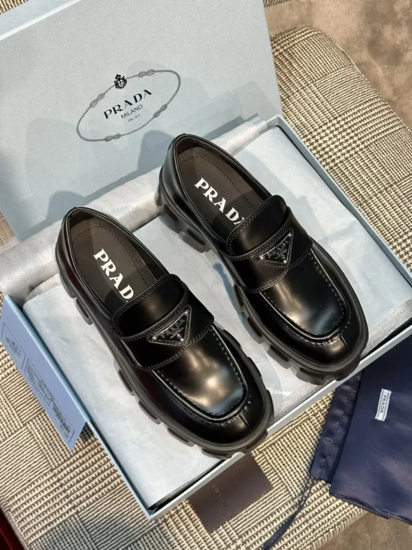 Prada shoes - Replica shoes