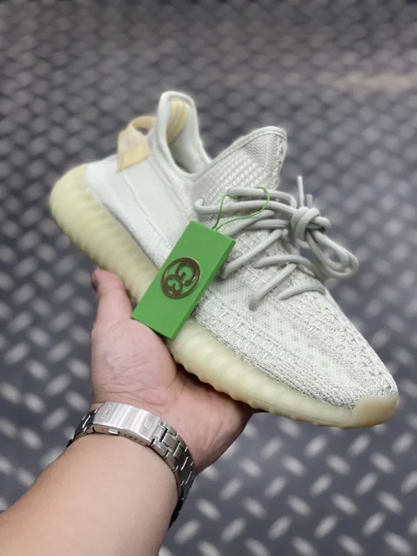 Yeezy shoes - Replica shoes