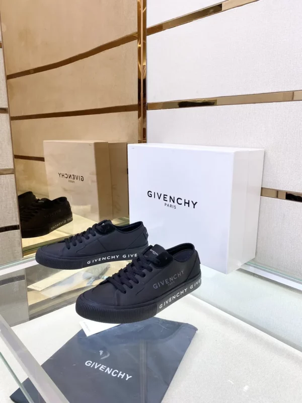 Givenchy shoes - rep shoes