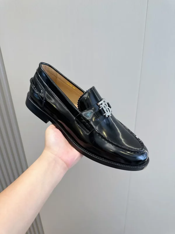 Burberry shoes - Reps shoes