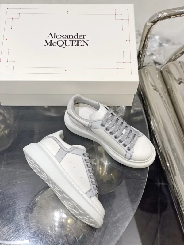 Alexander MCQueen shoes - Reps shoes