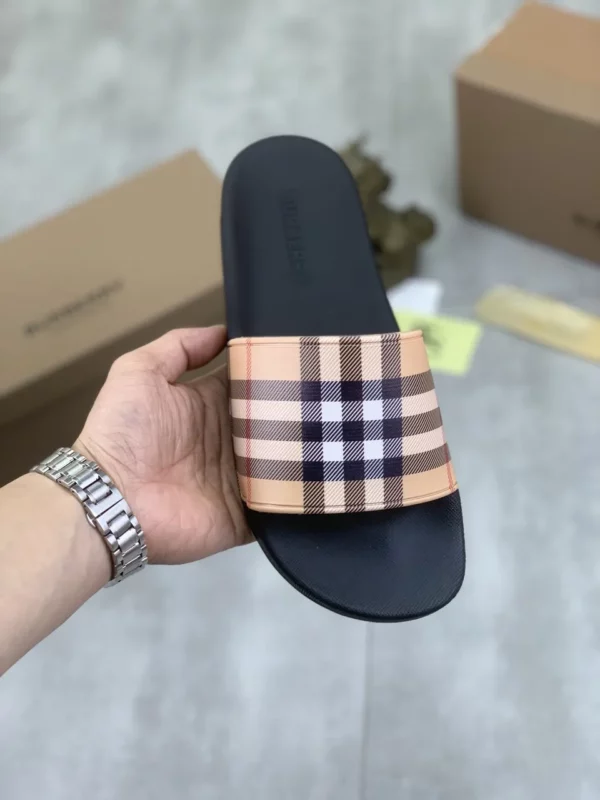 Burberry shoes - rep shoes