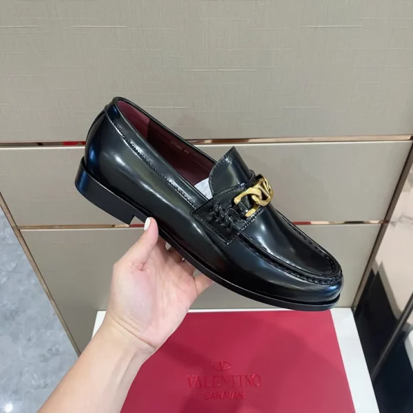 Valentino shoes - Replica shoes