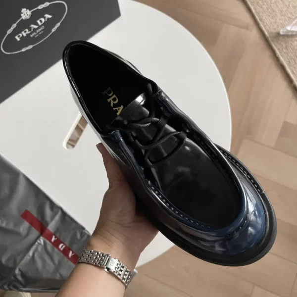 Prada shoes - Replica shoes