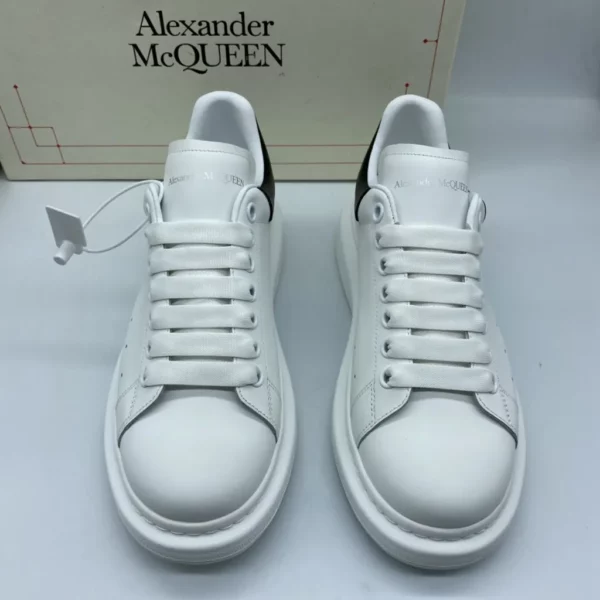 Alexander MCQueen shoes - rep shoes