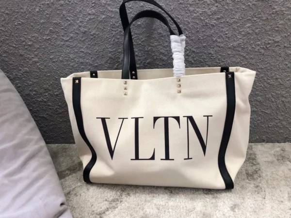 Valentino bag - replica bags