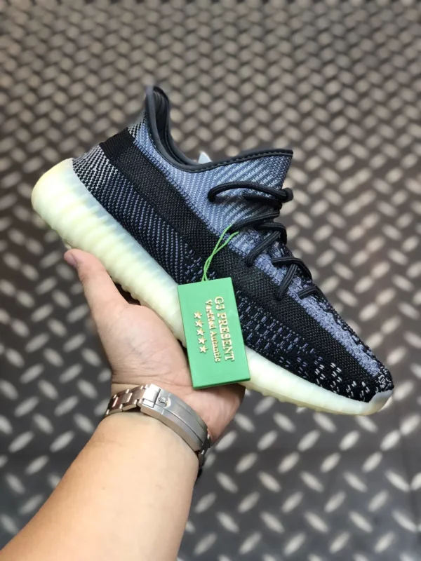 Yeezy shoes - rep shoes