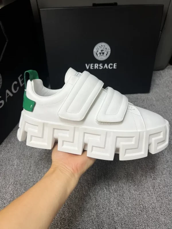 Versace shoes - Replica shoes