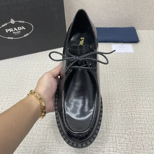 Prada shoes - Replica shoes