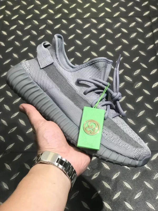 Yeezy shoes - rep shoes