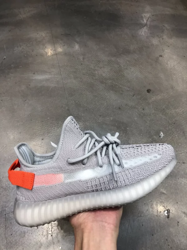 Yeezy shoes - Reps shoes