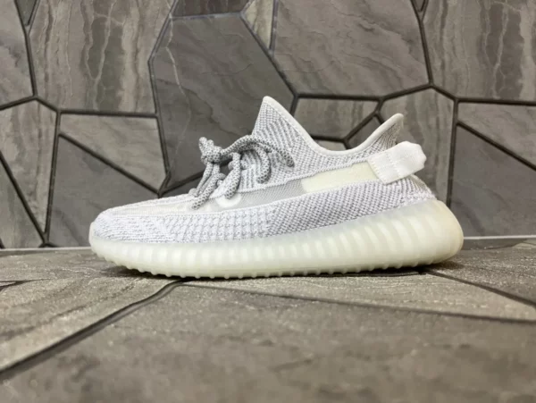 Yeezy shoes - rep shoes