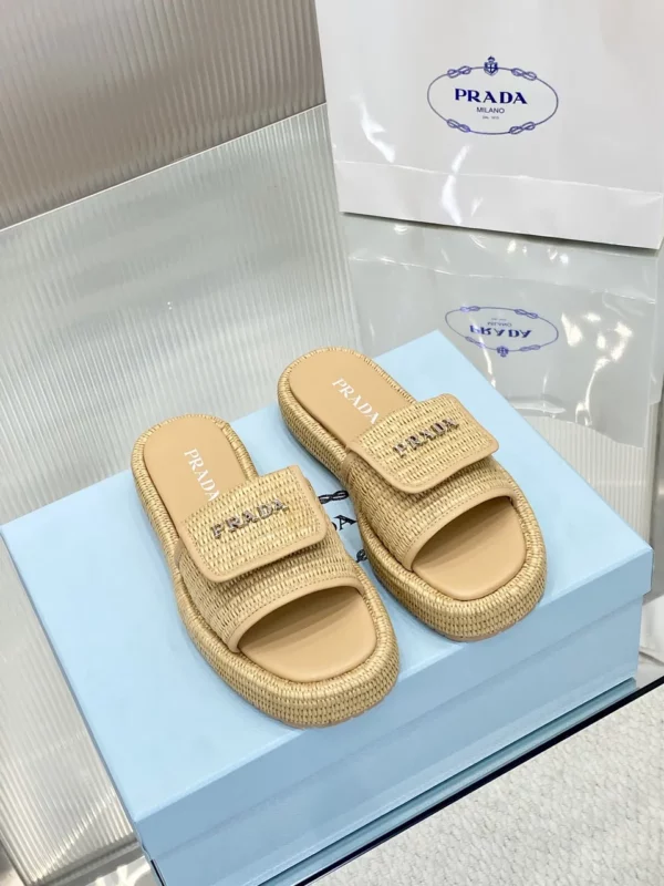 Prada shoes - Replica shoes