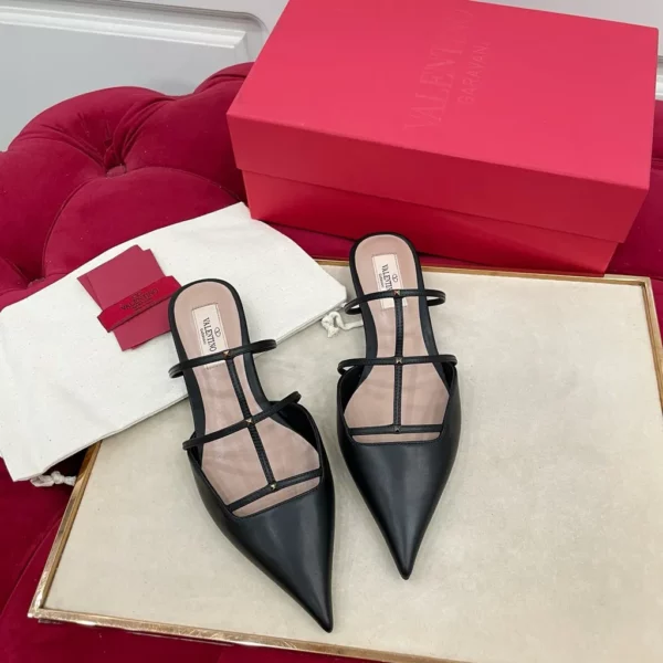 Valentino shoes - Reps shoes