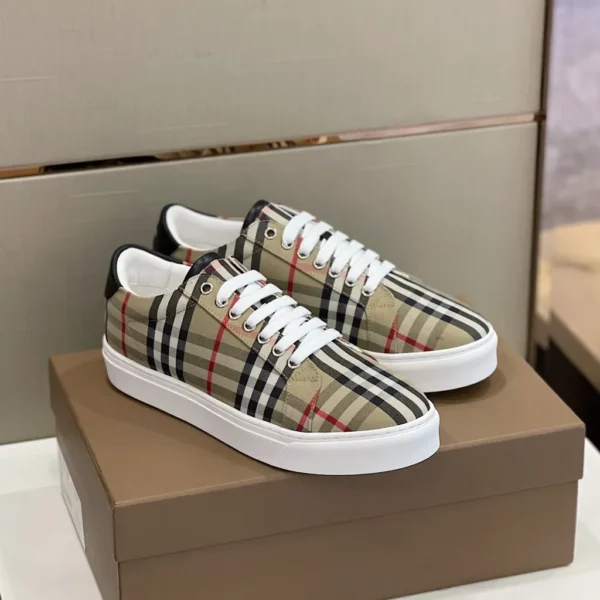 Burberry shoes - Reps shoes