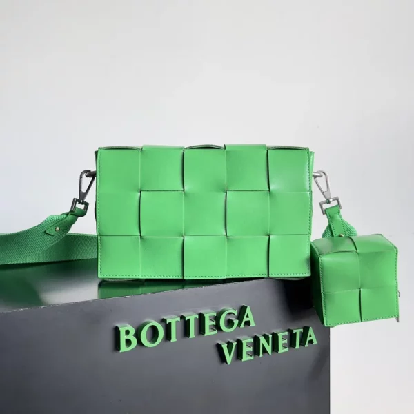 Bottega Veneta bag - replica bags