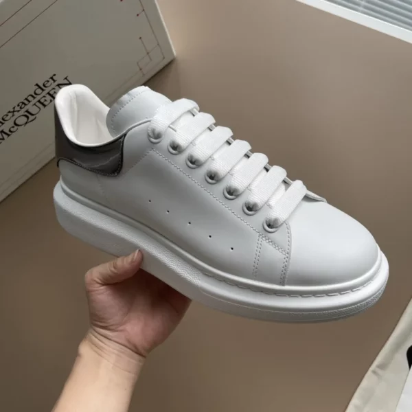 Alexander MCQueen shoes - Reps shoes