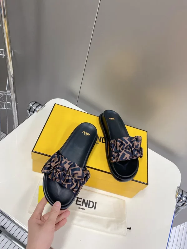 Fendi shoes - Replica shoes