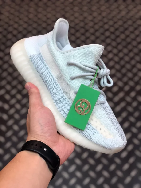 Yeezy shoes - Replica shoes