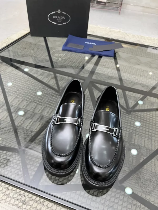 Prada shoes - Replica shoes