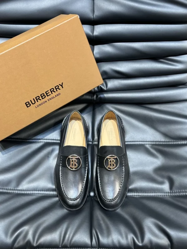 Burberry shoes - rep shoes